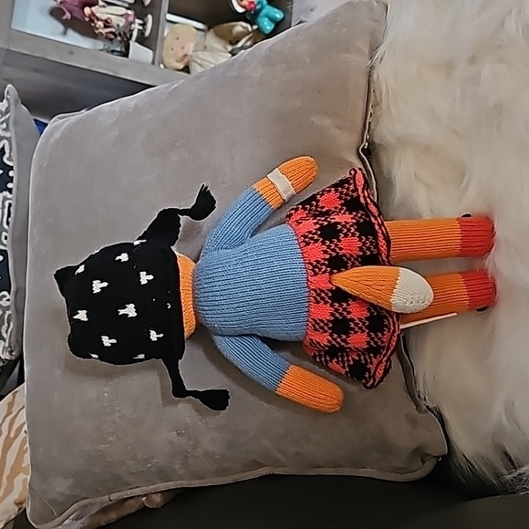 Cuddle & Kind Sadie Fox doll 13". Good used condition. - Picture 8 of 9